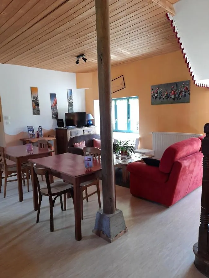 Les Hortensias Gr 34 - Chambres D'Hotes Trevou-Treguignec Bed & Breakfast
