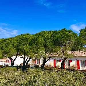 Du Joli Bois Hotel Cassis